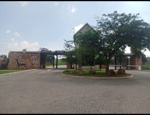 1,520M² VACANT LAND FOR SALE IN OVERKRUIN